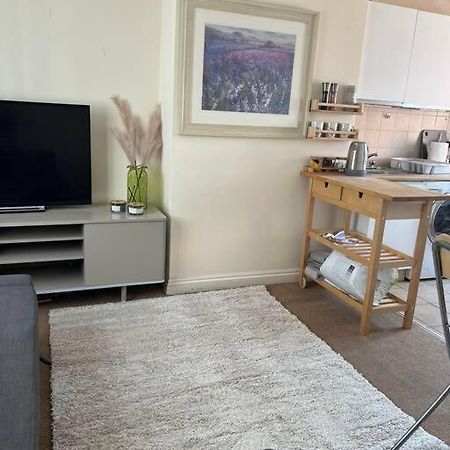 1 Bedroom Flat Sleeps 4 In Abingdon Oxfordshire Eksteriør billede