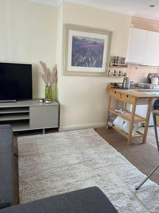 1 Bedroom Flat Sleeps 4 In Abingdon Oxfordshire Eksteriør billede