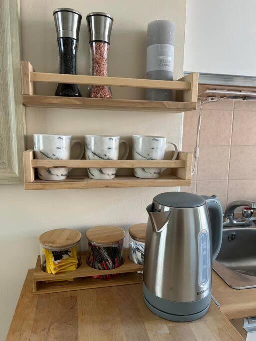1 Bedroom Flat Sleeps 4 In Abingdon Oxfordshire Eksteriør billede